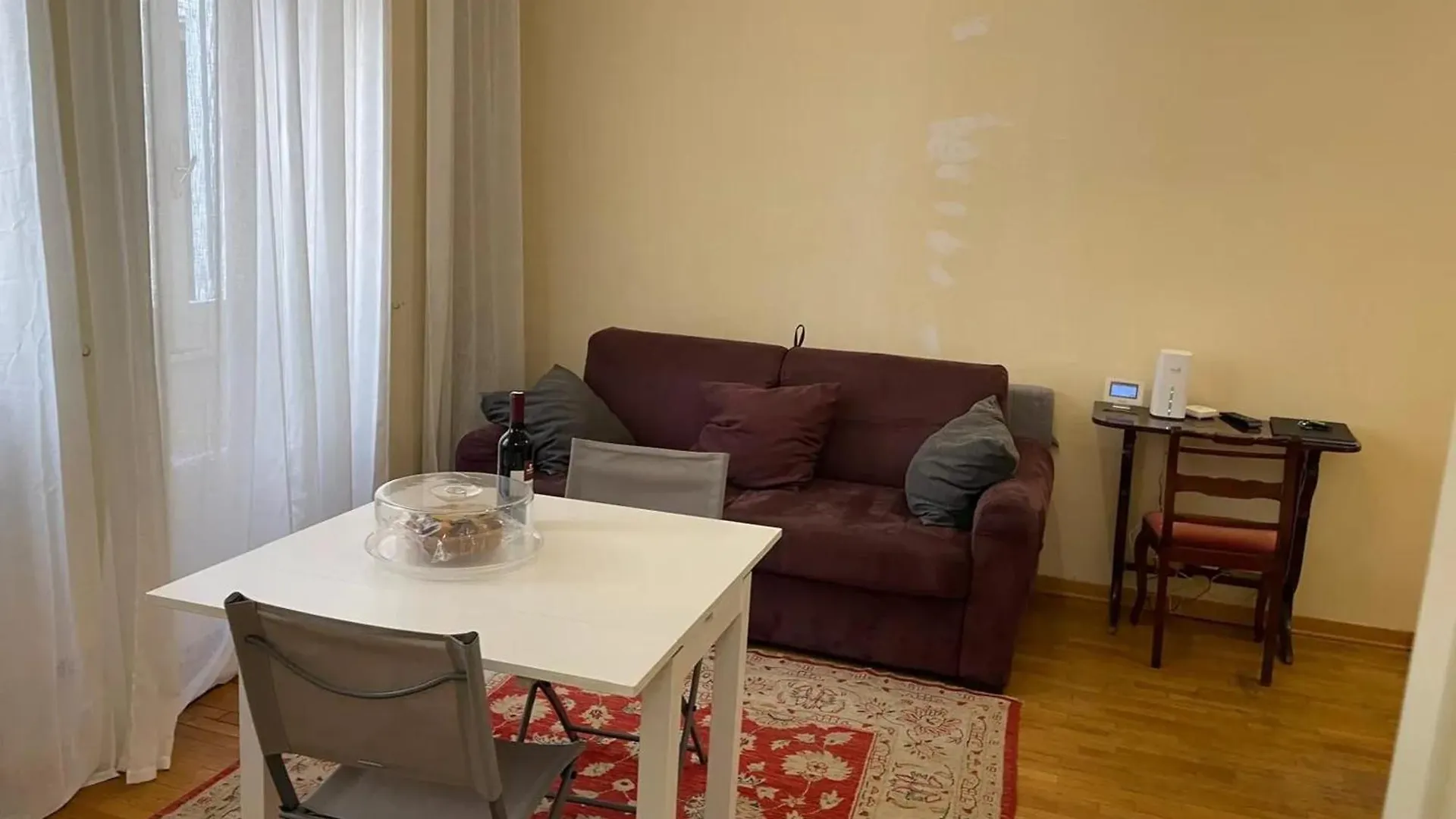 Charming Apartment Near The Colosseum 60 Sqm 4 Pers Air Conditiond Rome 0*,  Italy